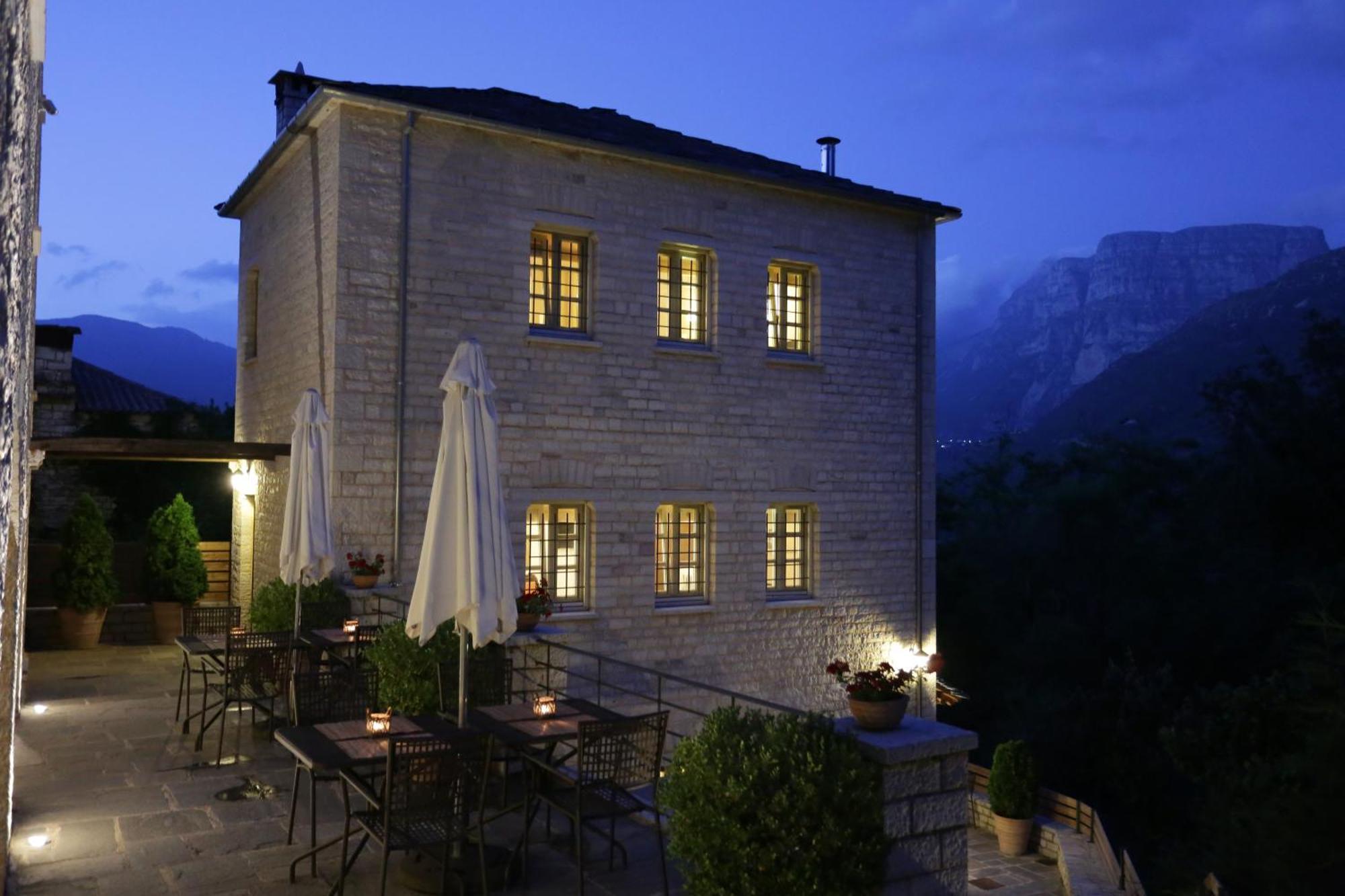 Hotel Gamila Rocks Mountain 4*