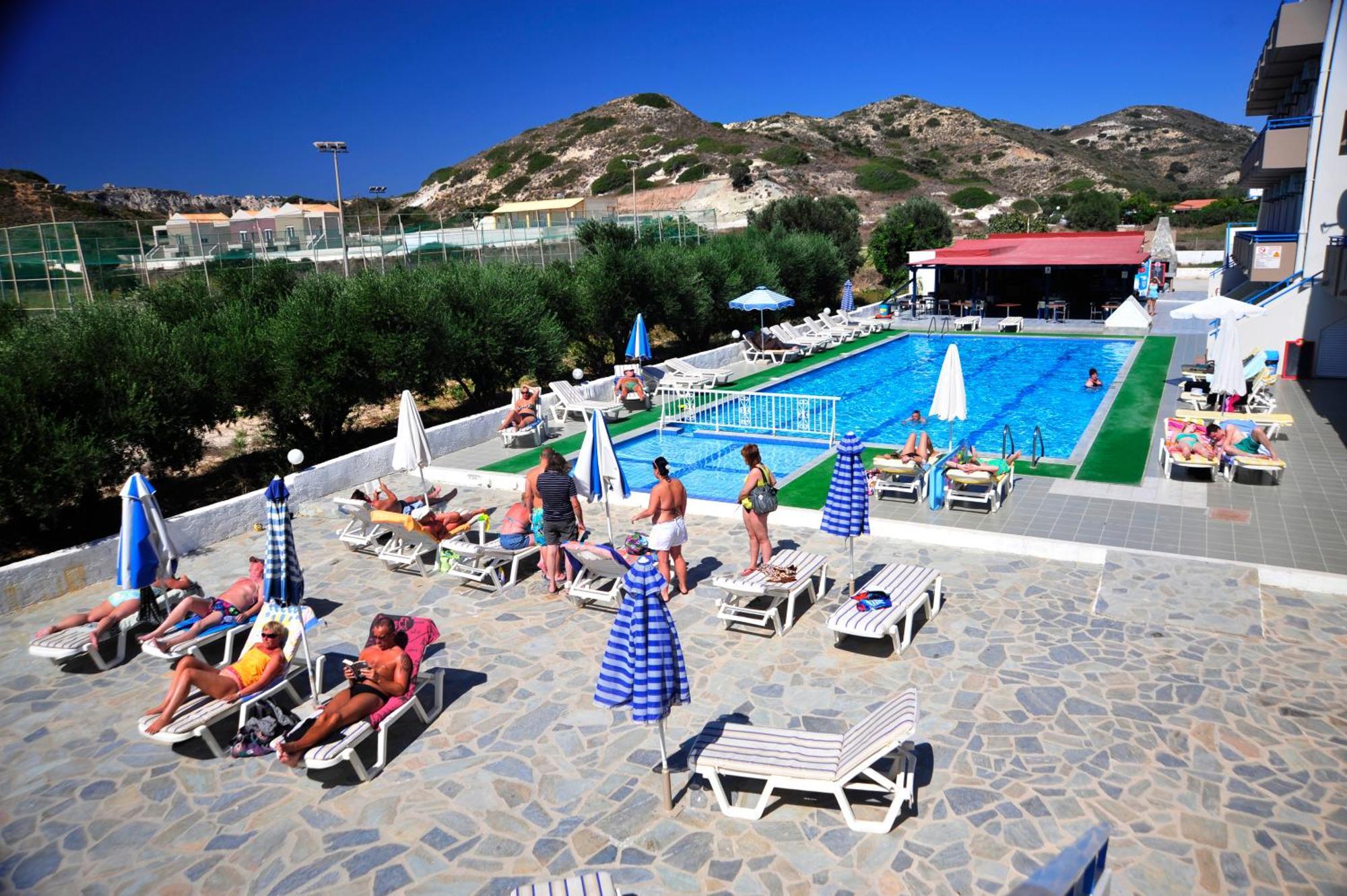 Athinoula Hotel