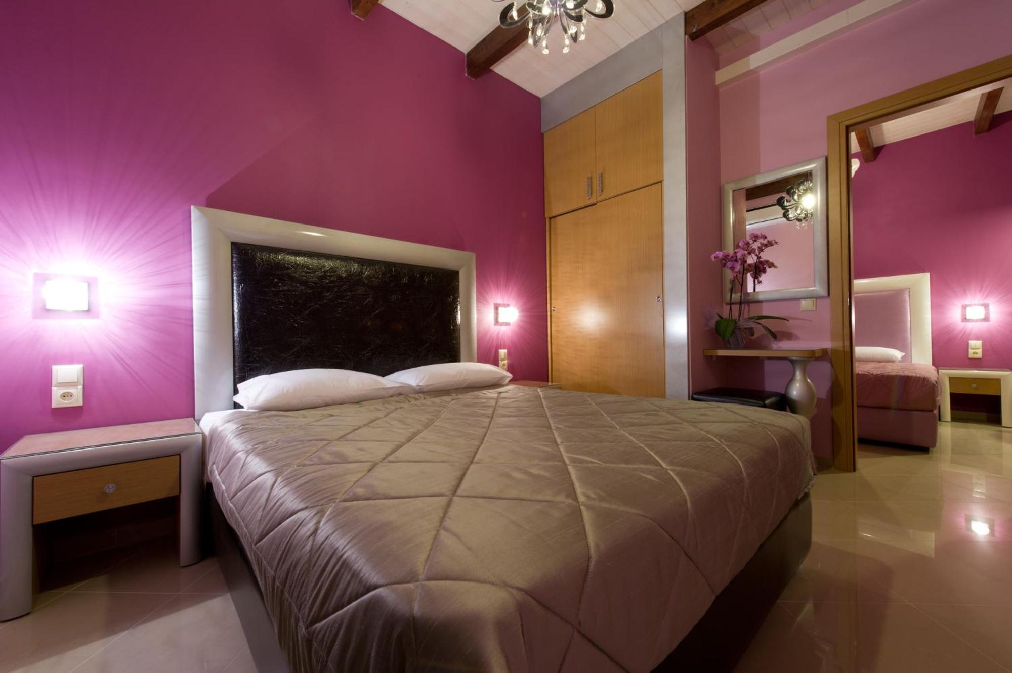 Ideal Boutique Parga