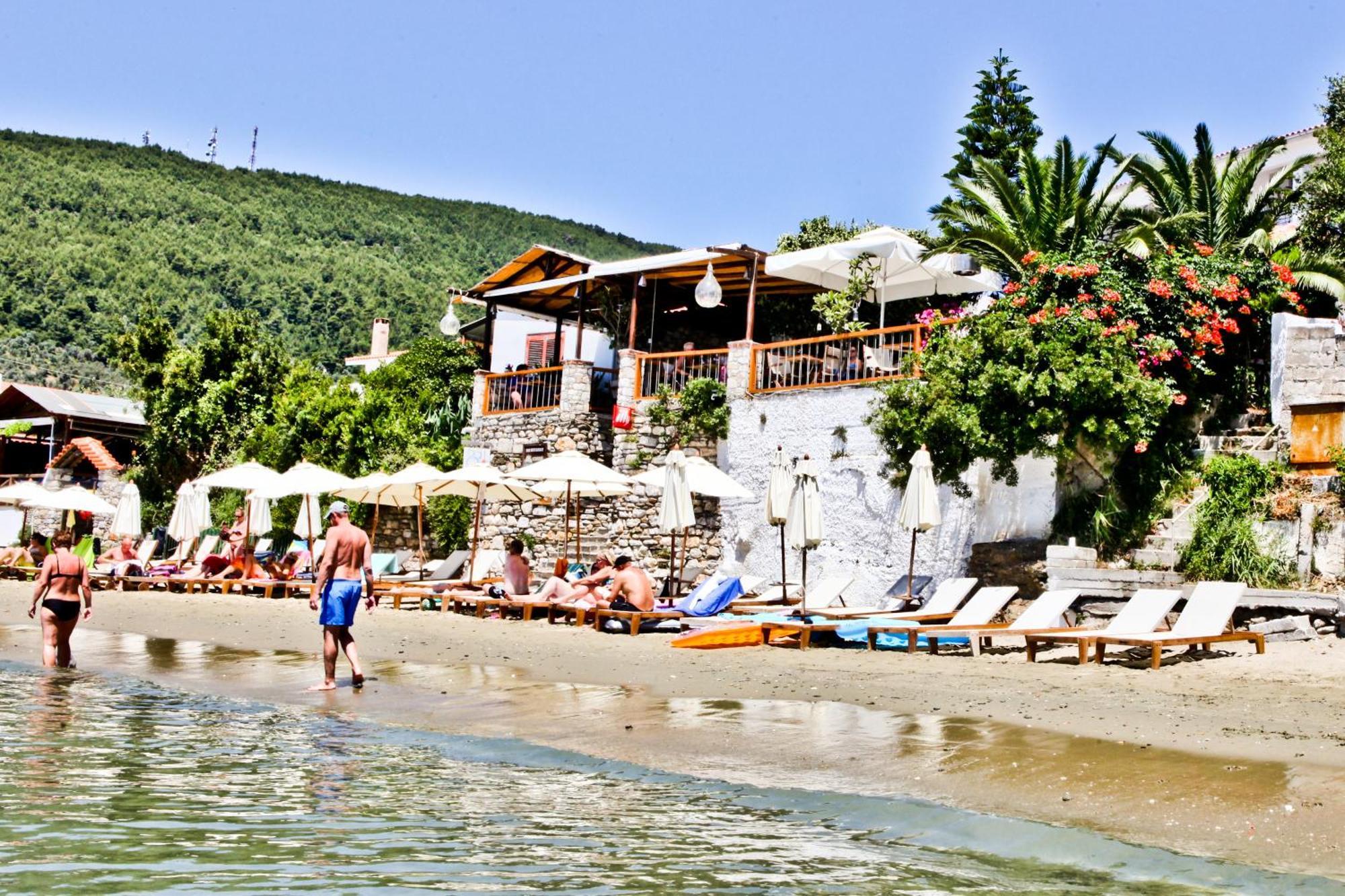 Megali Ammos House Aparthotel 2*