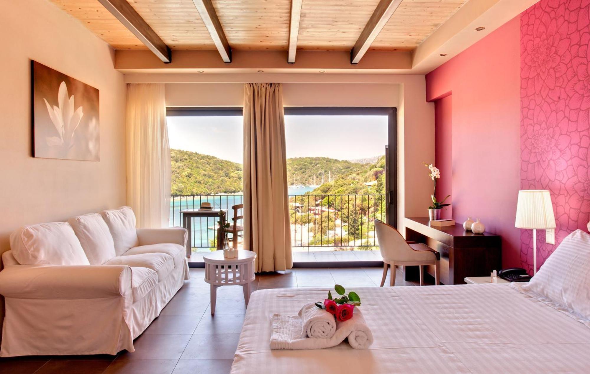 Ornella & 4* Sivota (Epirus)