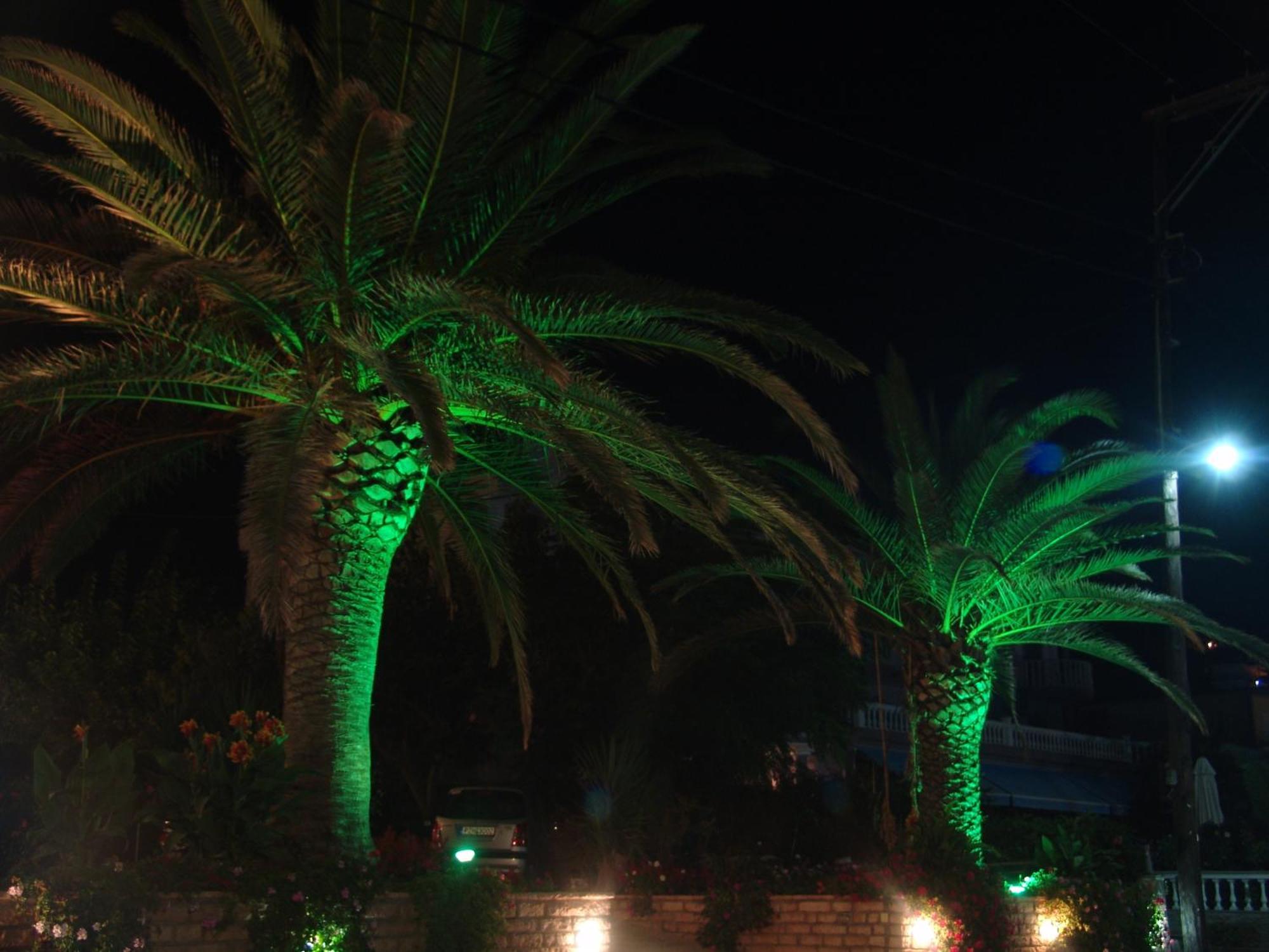 Aparthotel Haris And Paralia Vrachou
