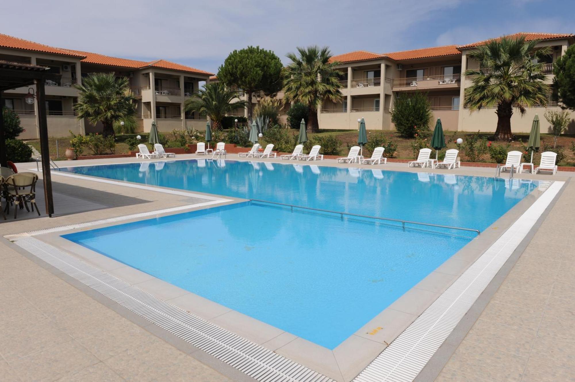 Kalives Hotel 3*