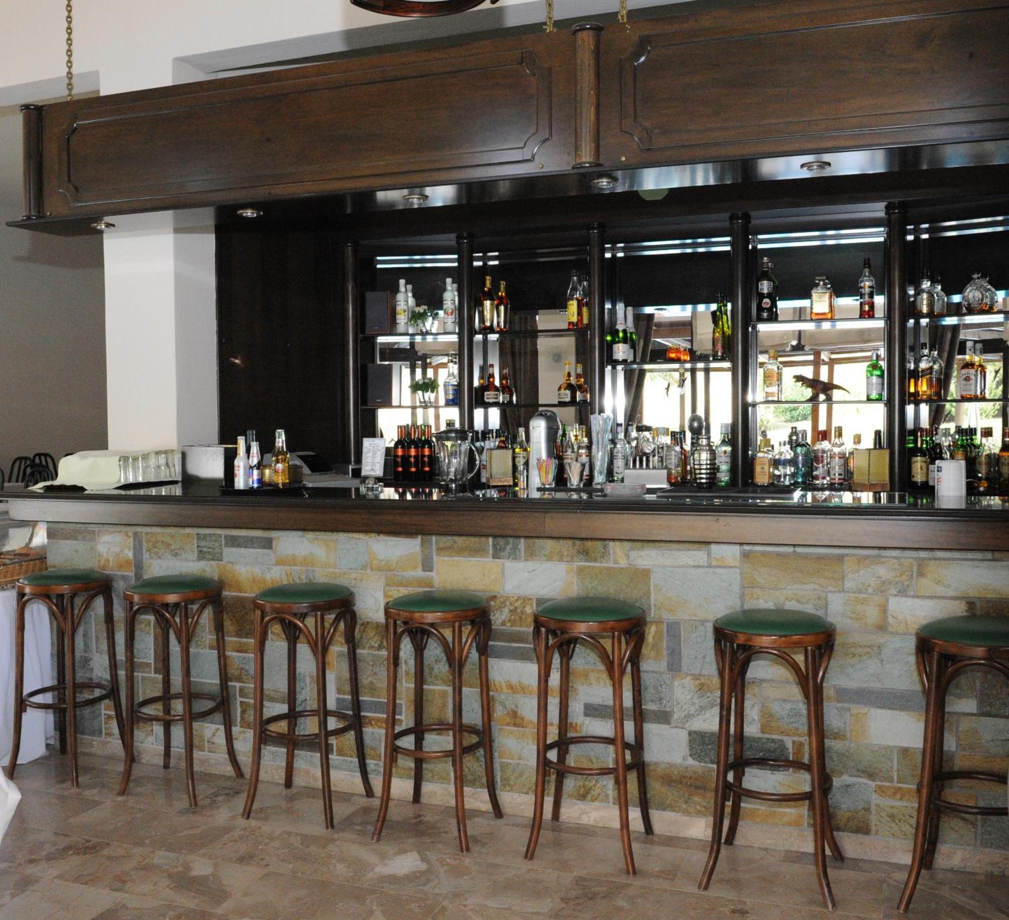 Kalives Hotel