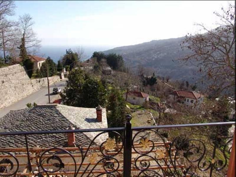 Erotas Hotel 3*