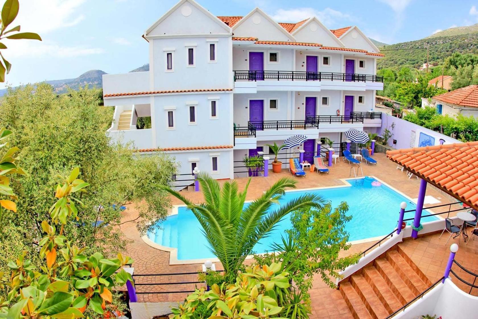 Lygies Aparthotel 2*