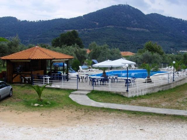 Achillion Hotel 3*