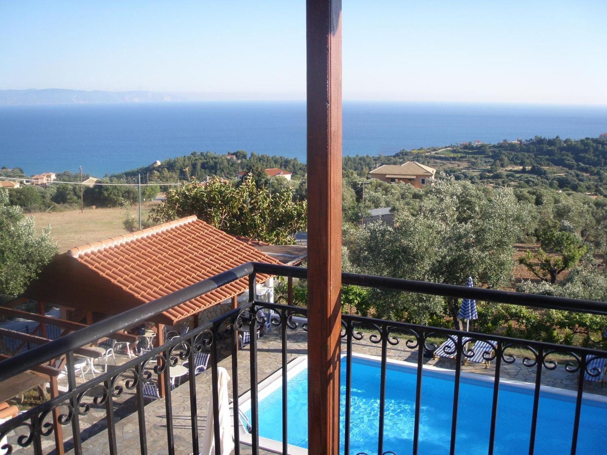 Manolia Trapezaki (Kefalonia)