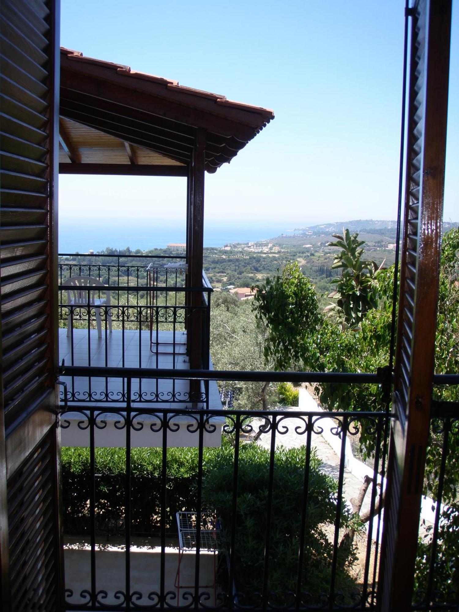Manolia Apartment