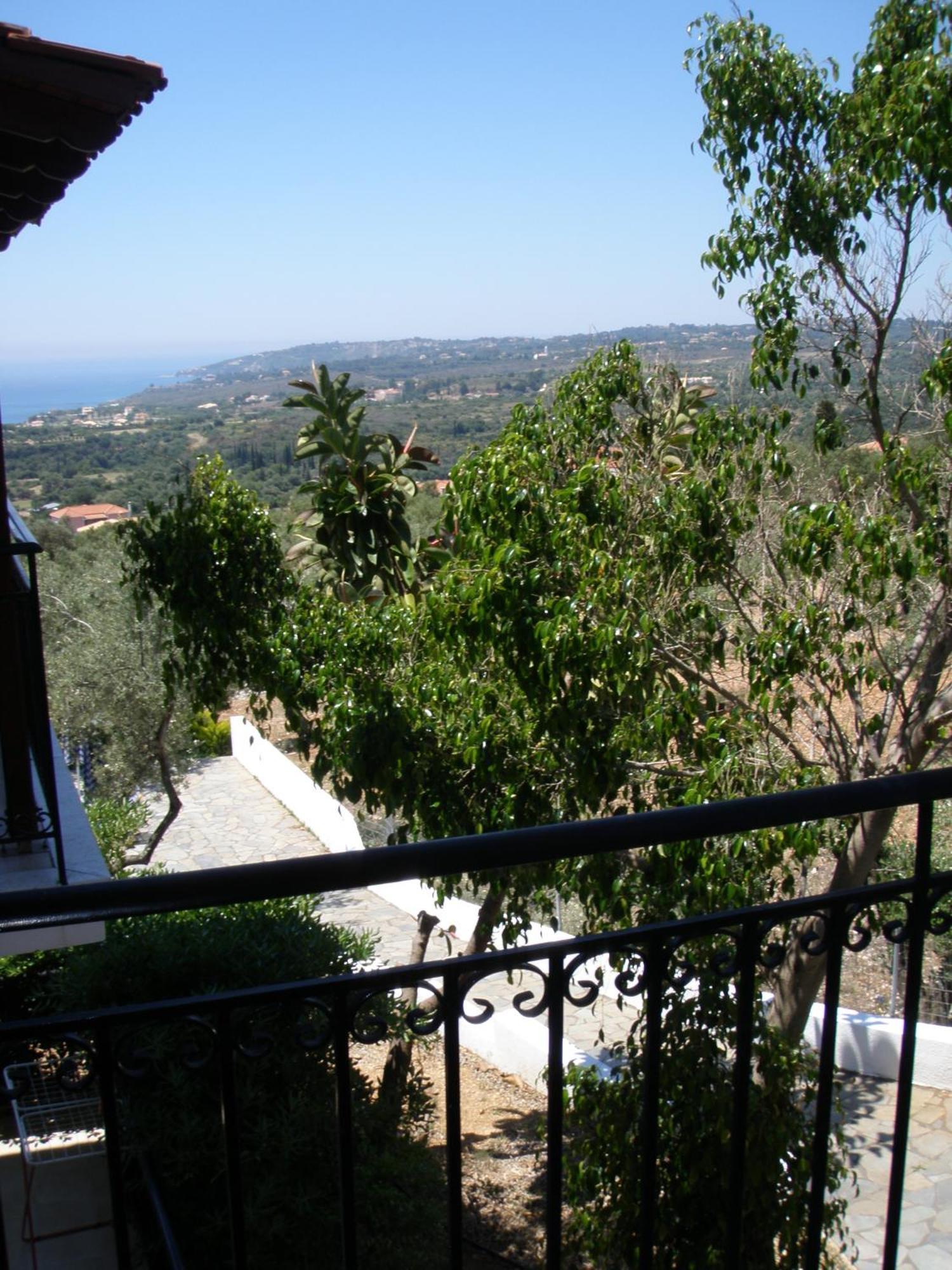 Manolia Apartment *