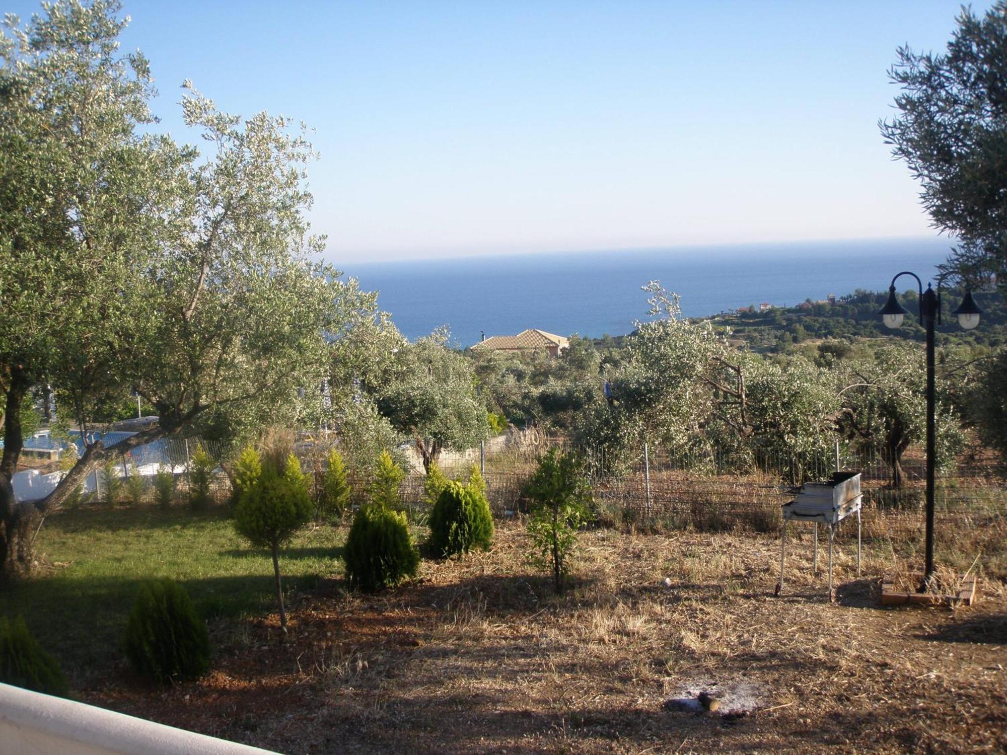 Manolia Apartment *
