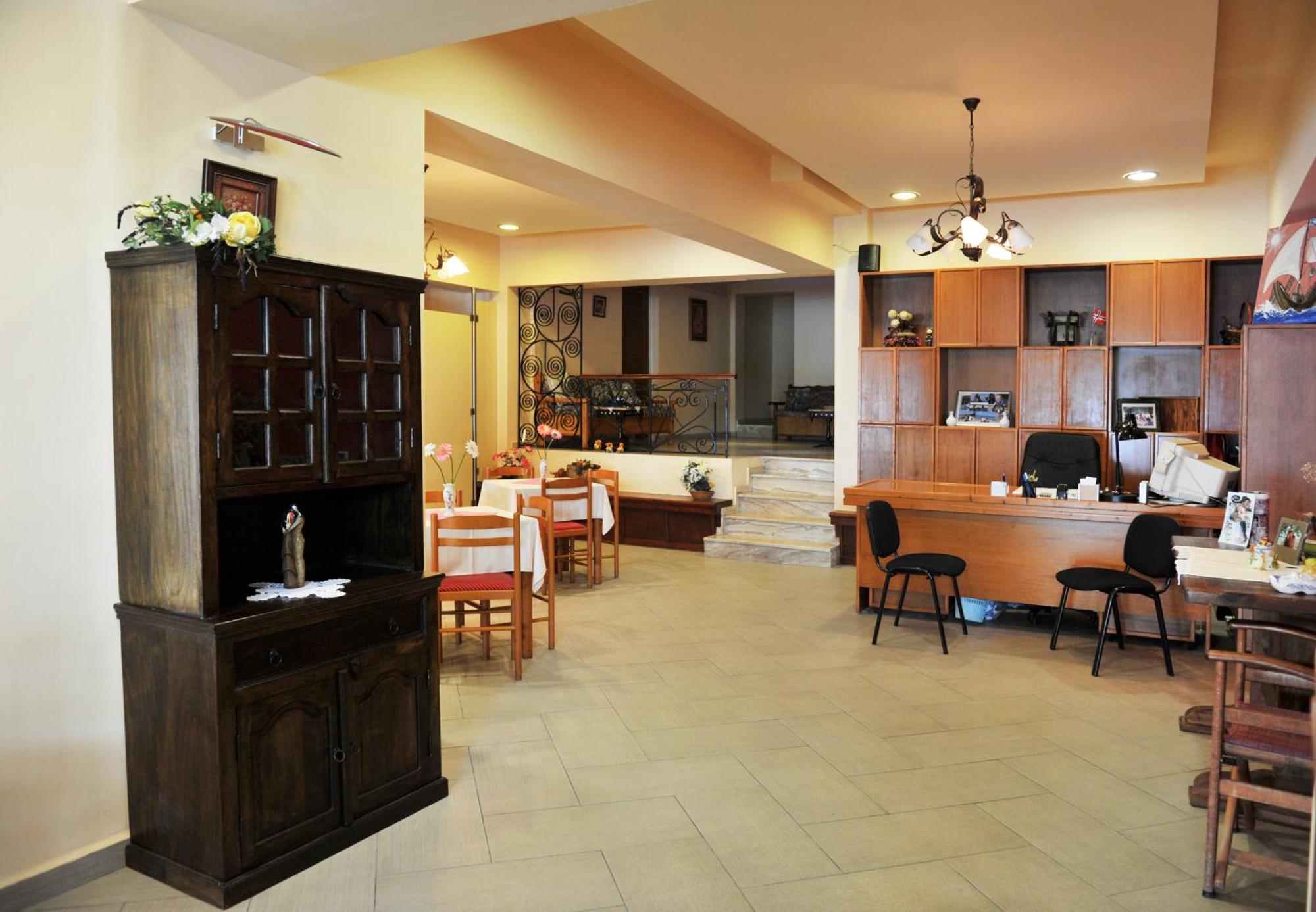 Logan's 2* Nydri (Lefkada)