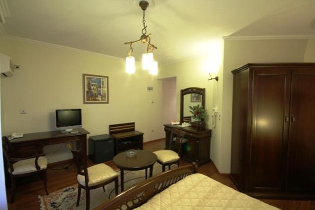 Aegeon Hotel