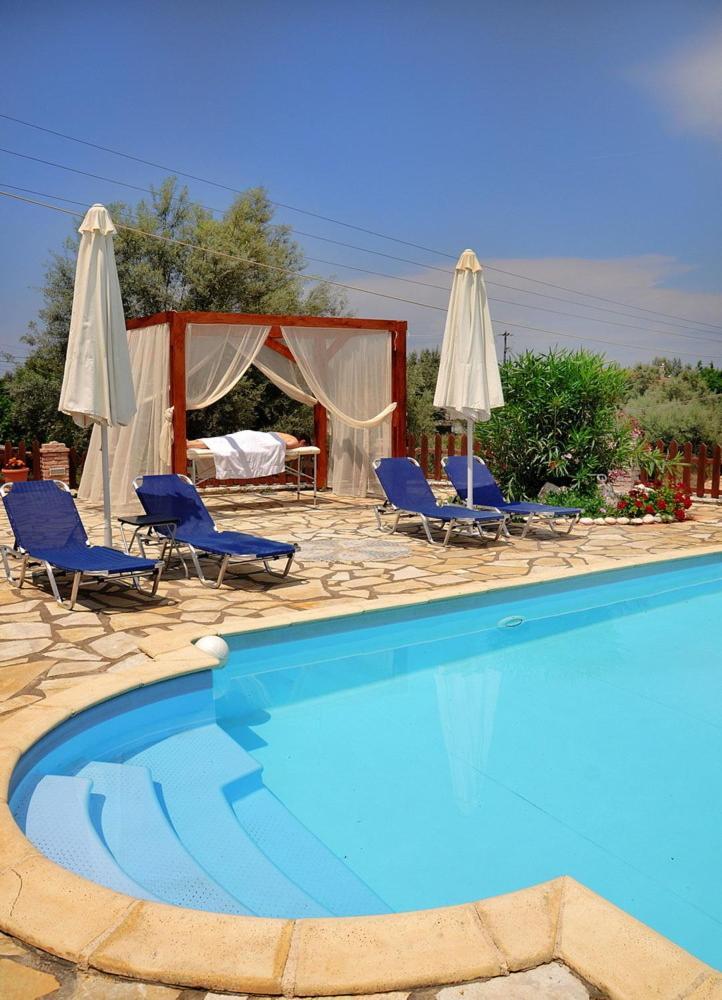 Ithaki Holidays Apartment *