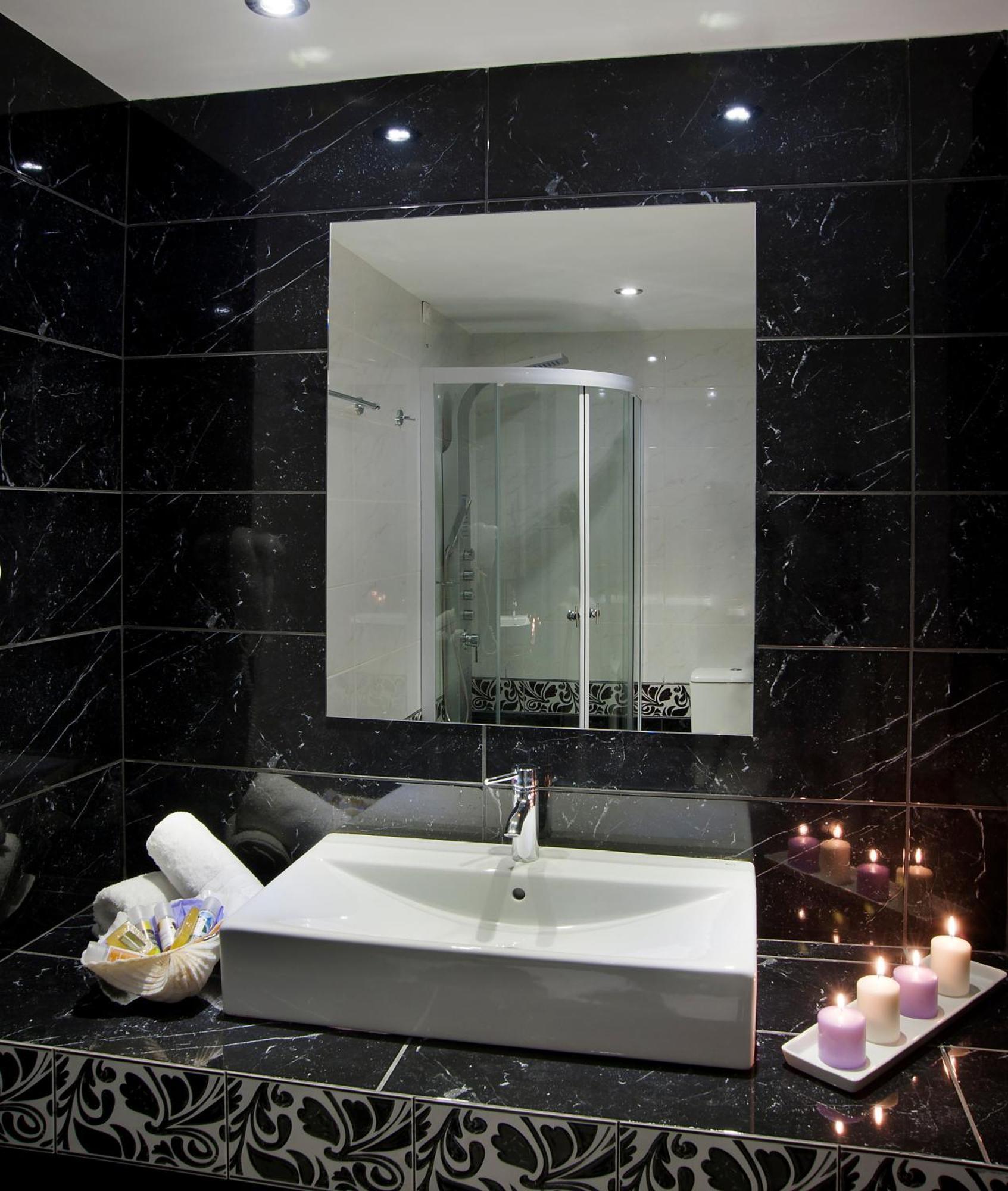 Aberratio Boutique 3*