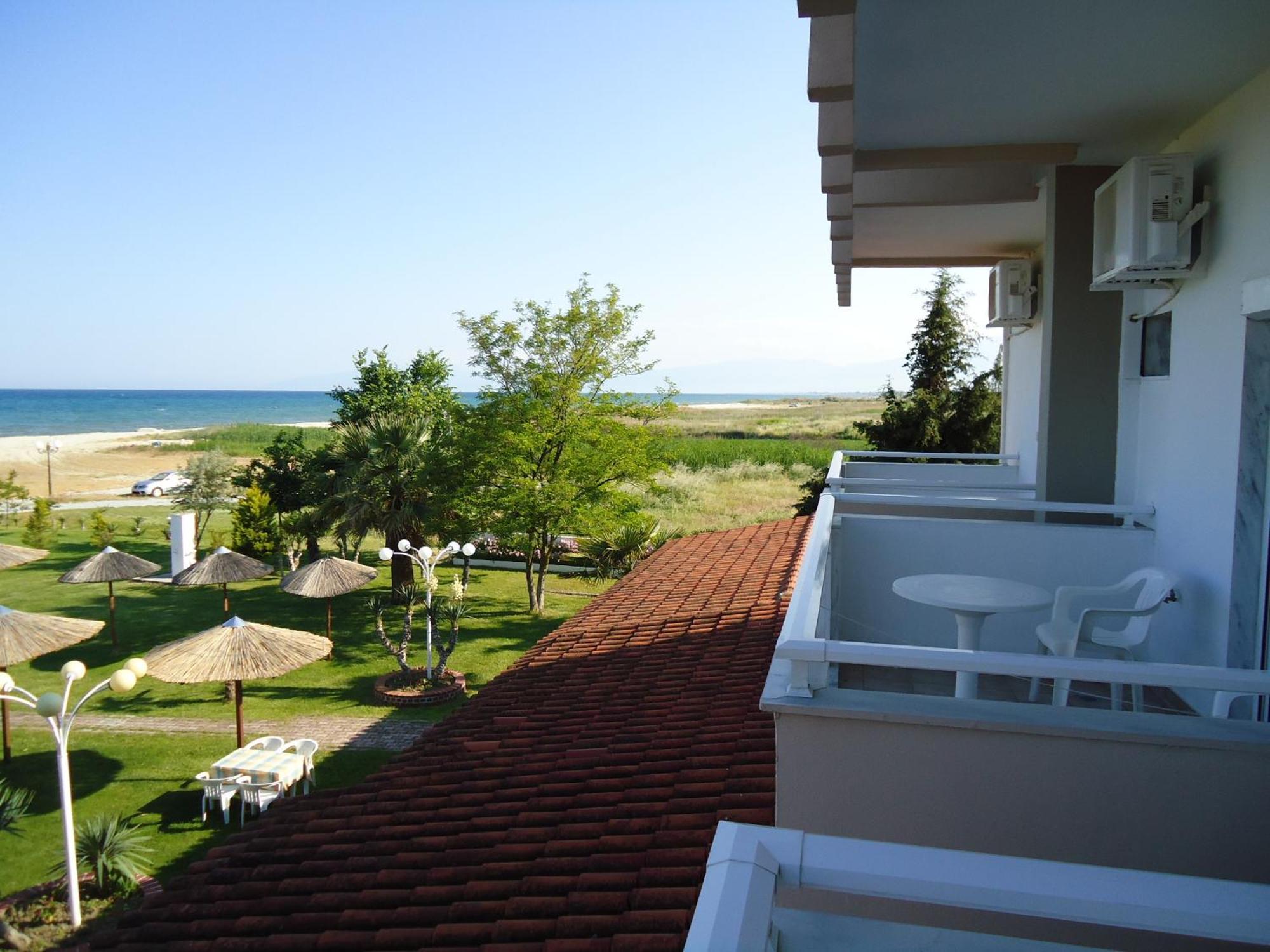 Lidra Hotel 2*