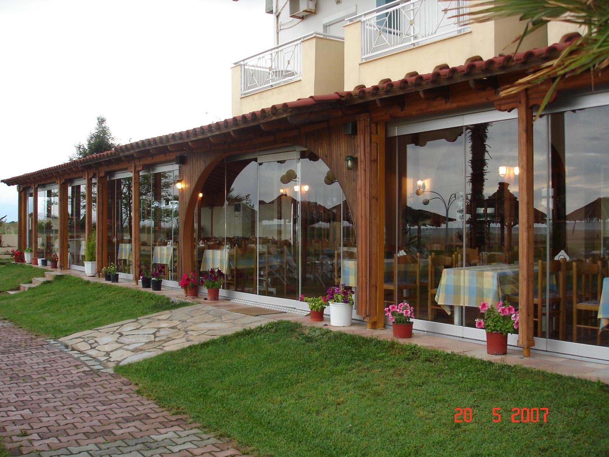 Hotel Lidra 2*
