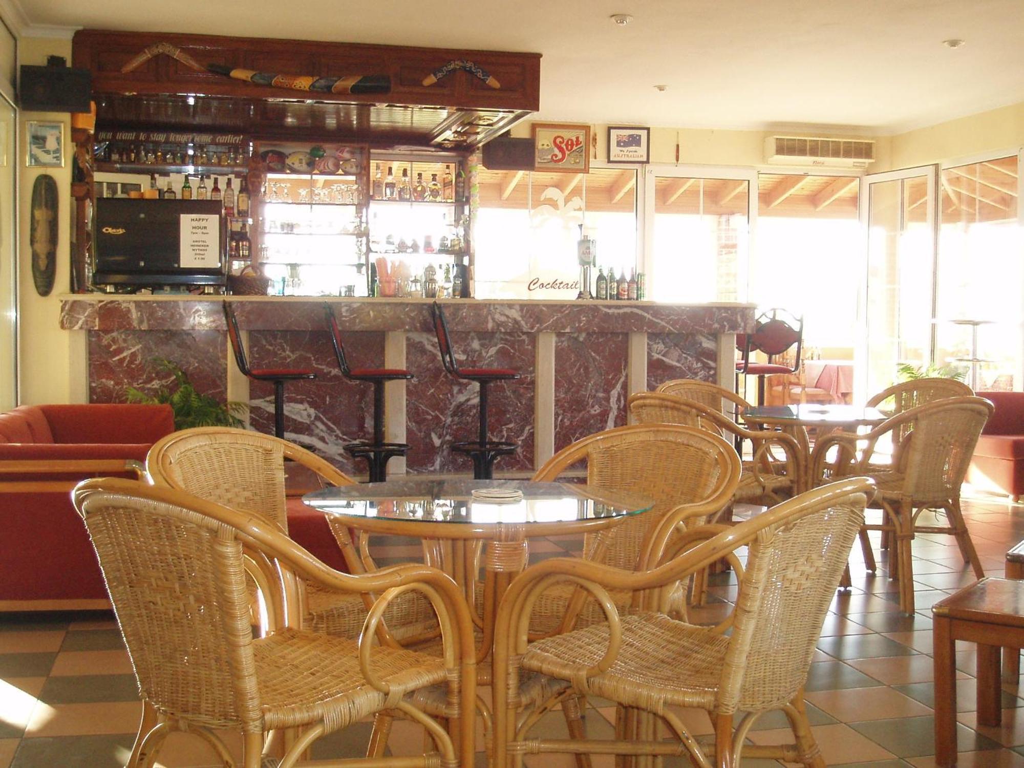 Aparthotel Anaxos Hotel