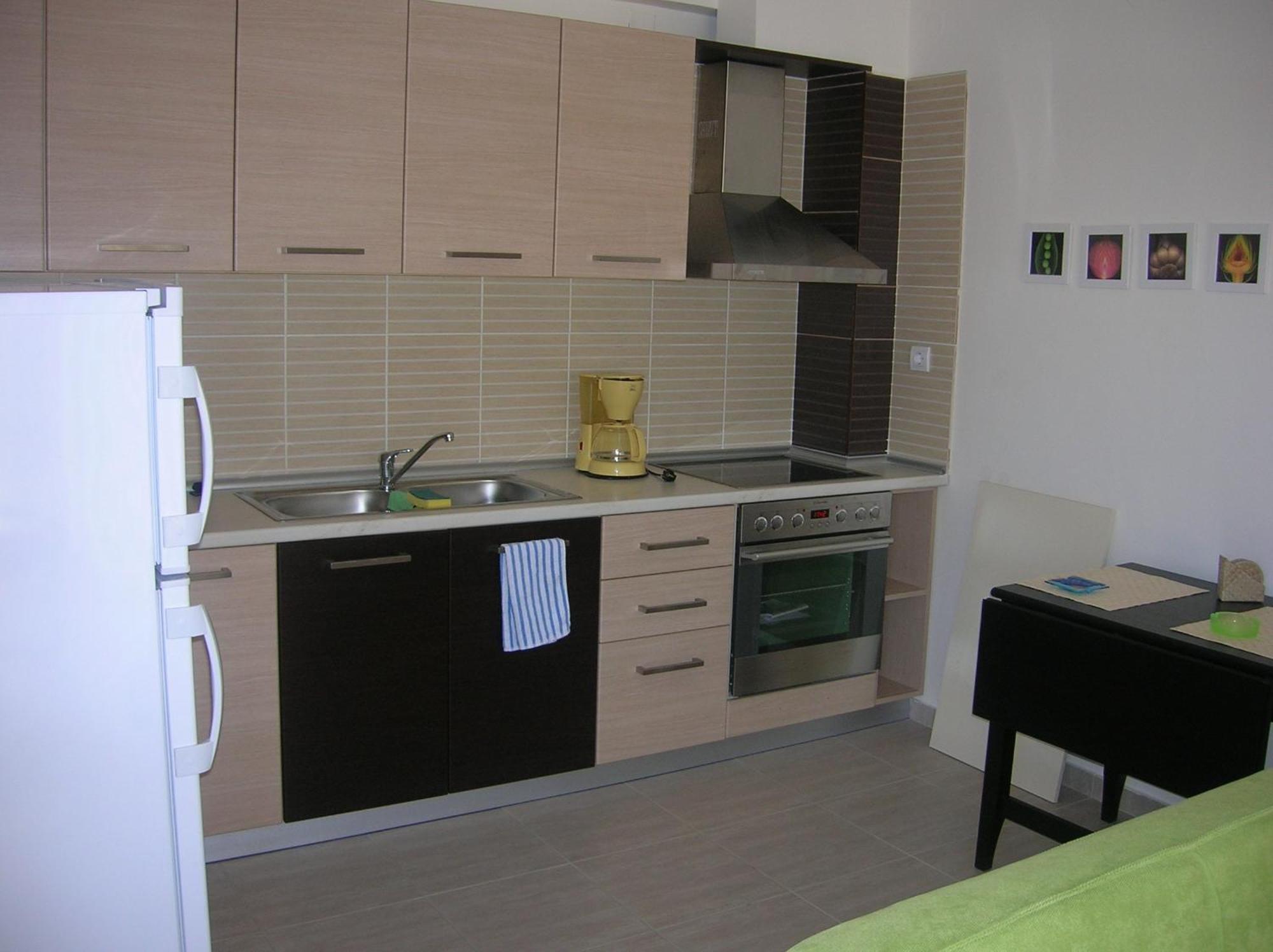 Eleni 4 Seasons Apartment