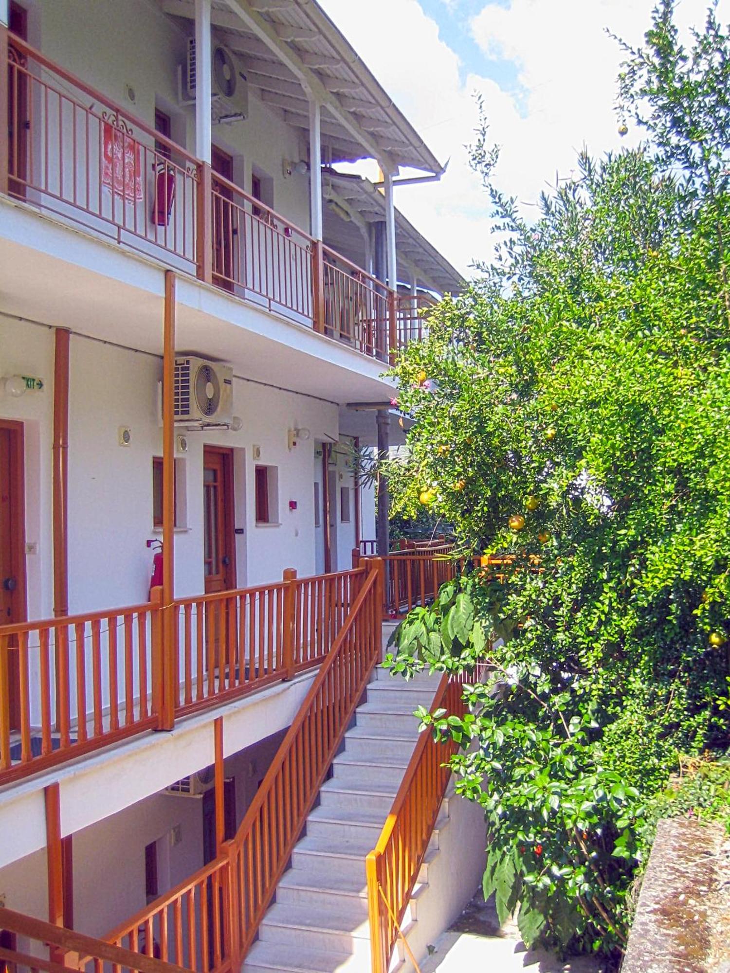 Apartment Kostas Studios