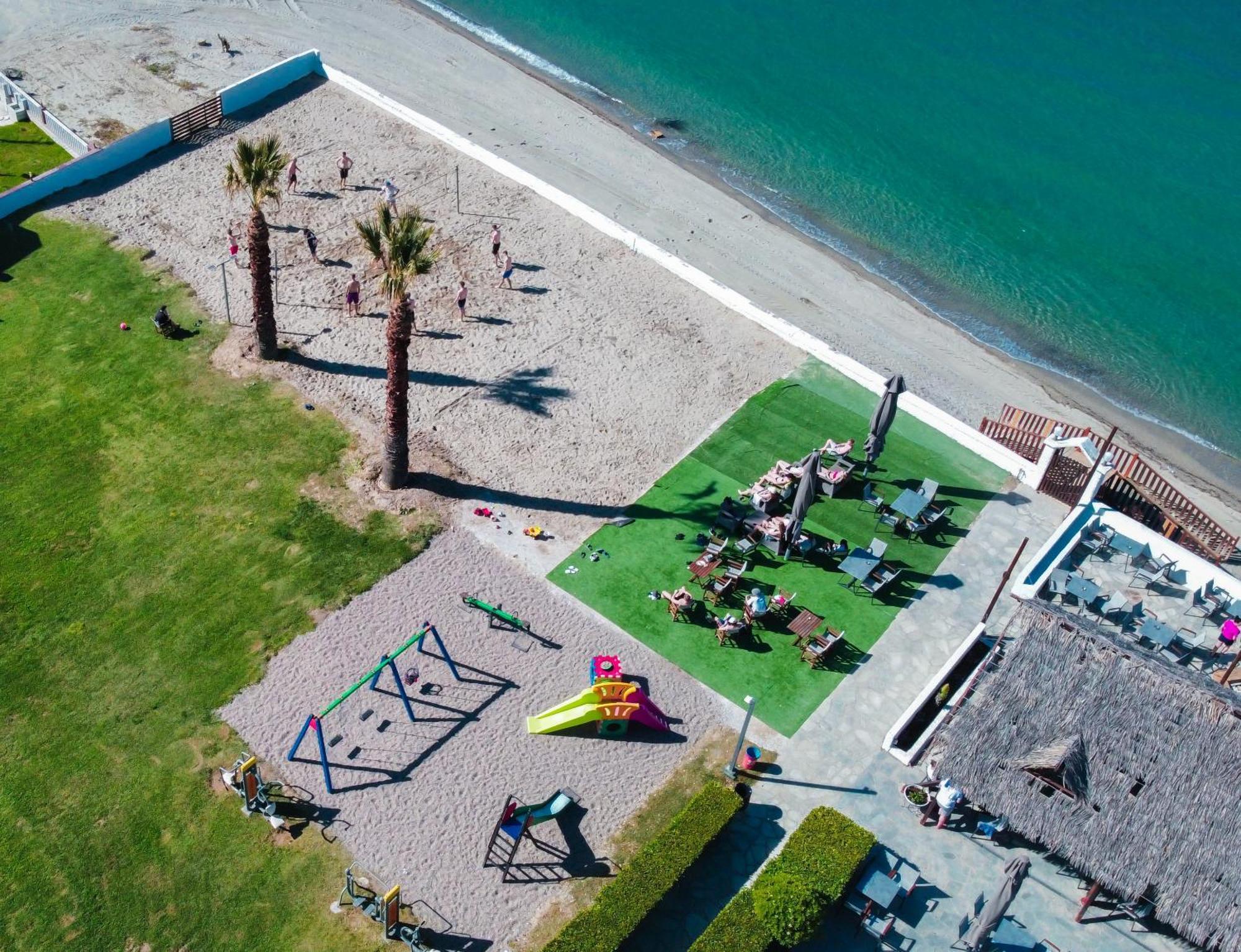 Golden Sun Hotel Nea Mesagkala