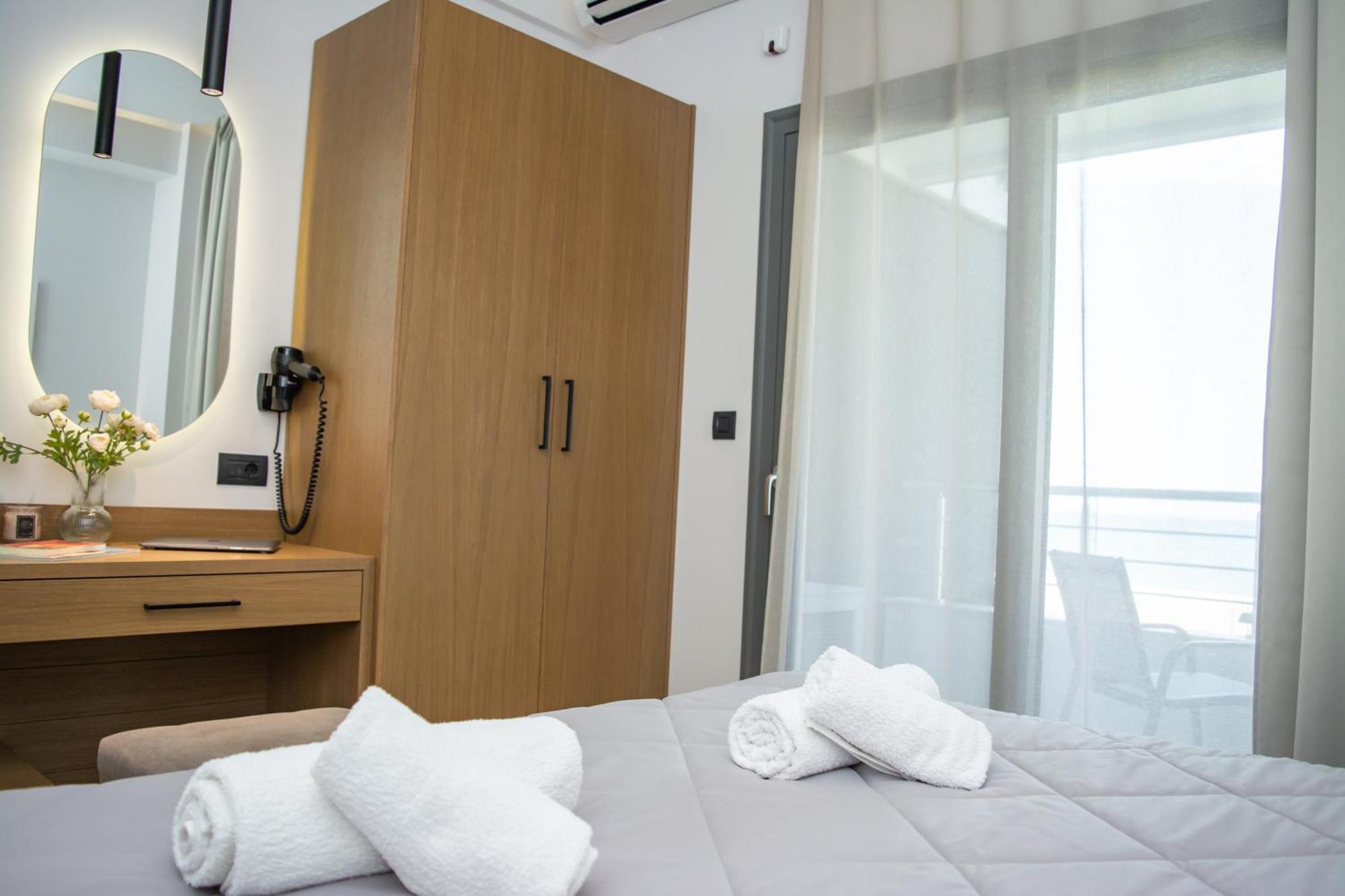 Hotel Golden Sun Nea Mesagkala