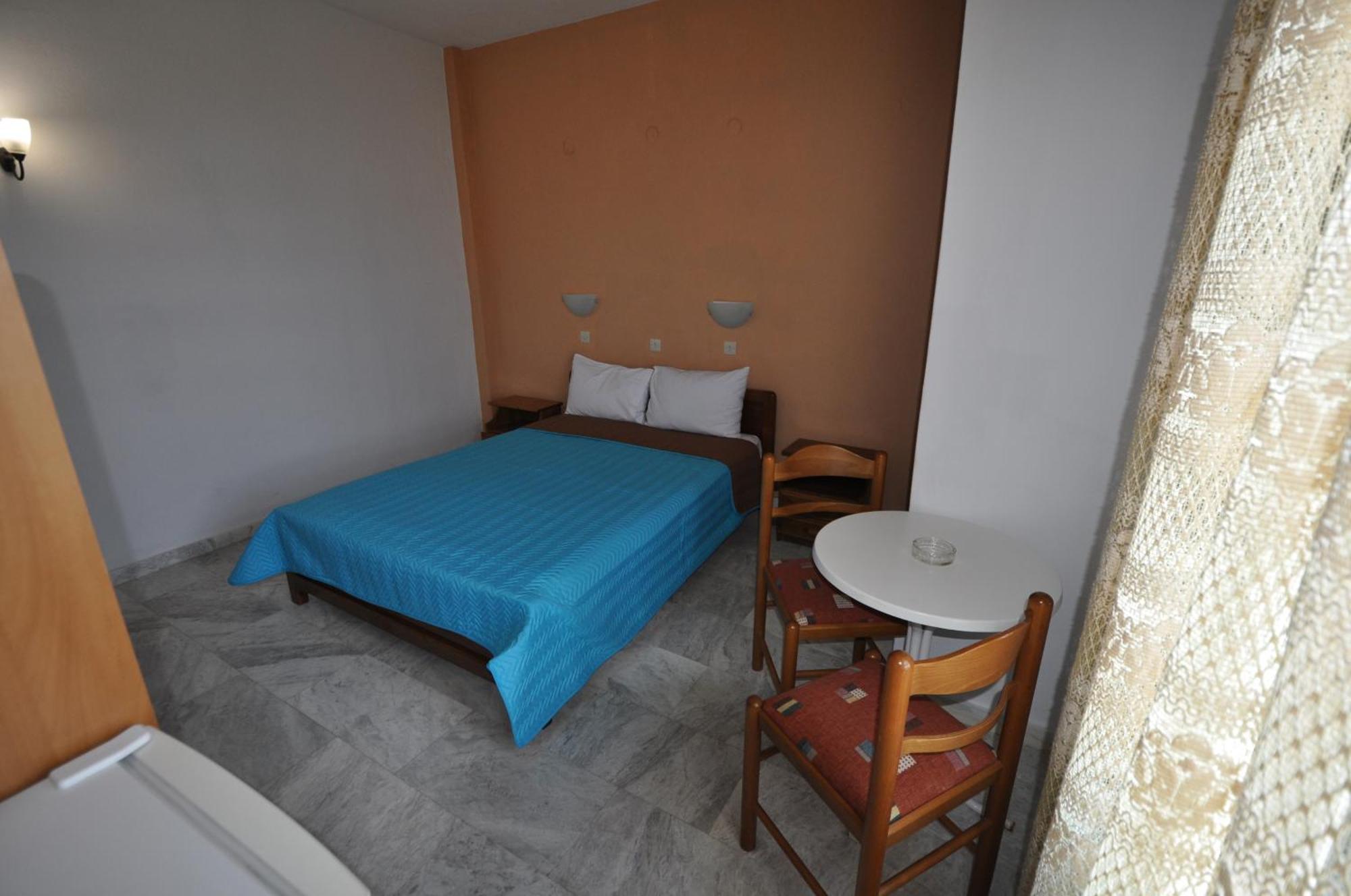 Assos Apartment *