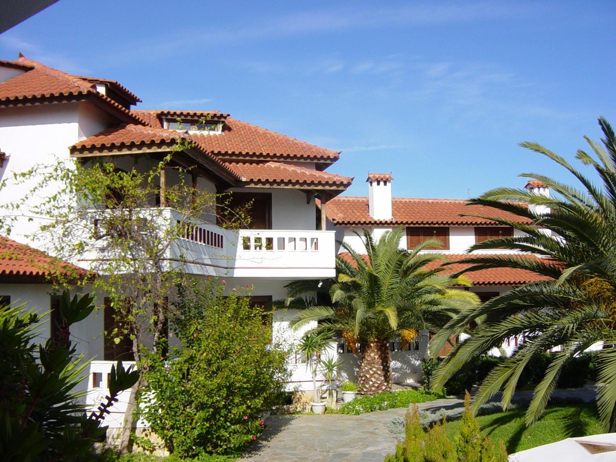 Hotel House 3*