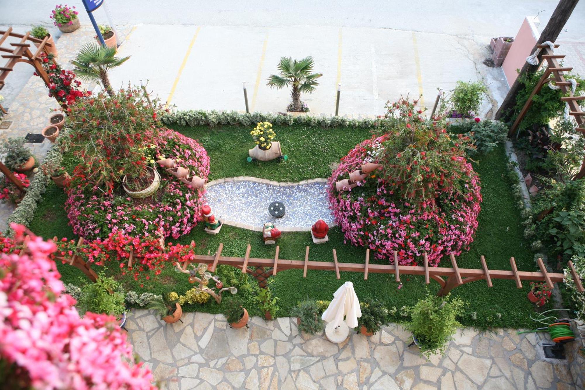 Korali House *