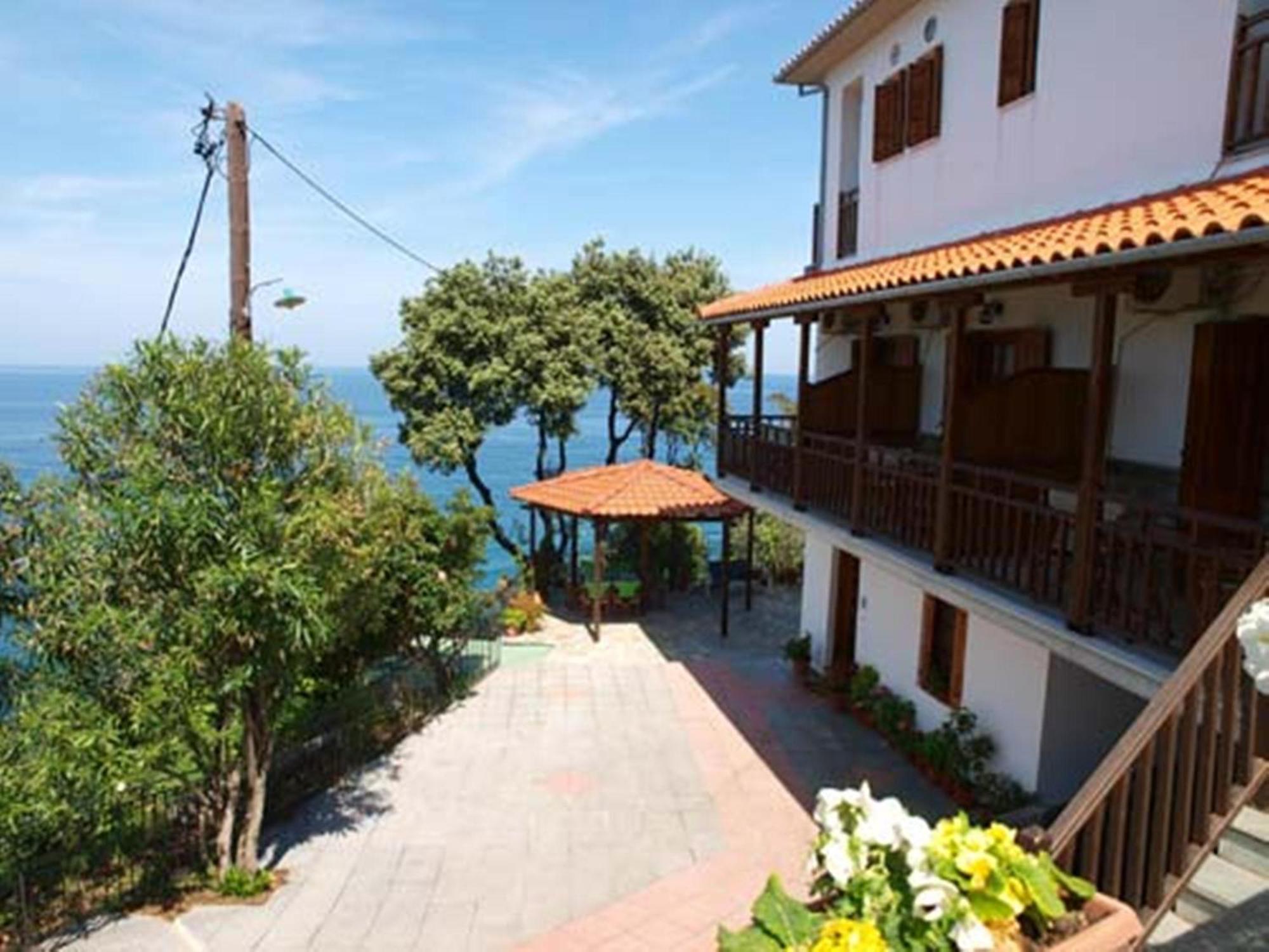 Guest house To Limanaki Chorefton