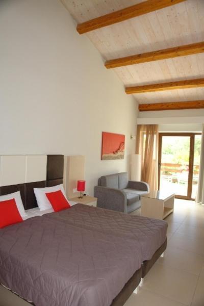 Medusa Lux Aparthotel Liapades