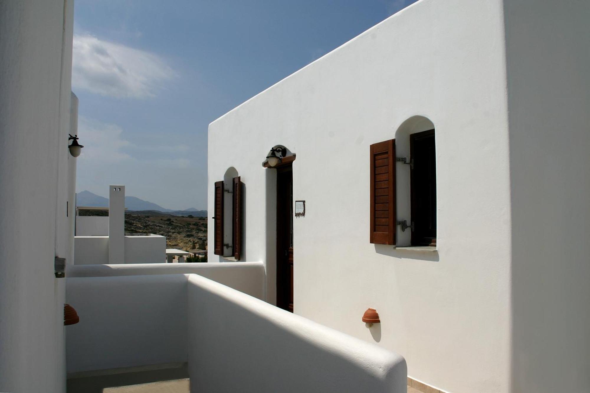 Apartment Niriides *