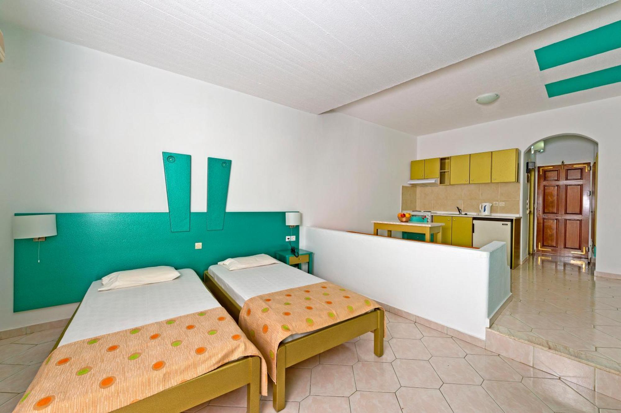 Trianta Hotel Apartments Ialysos (Rhodes)