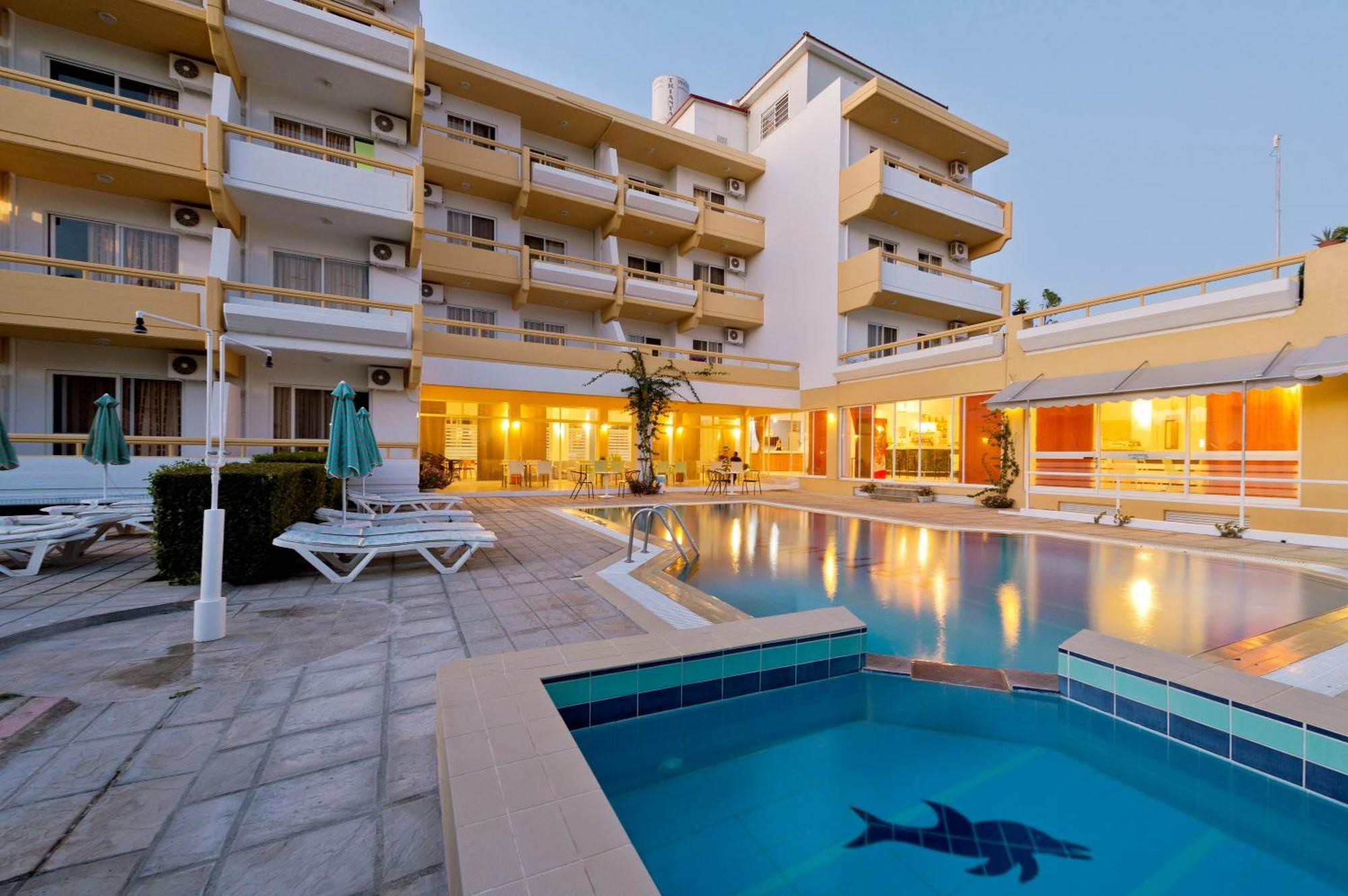Trianta Hotel Apartments Aparthotel