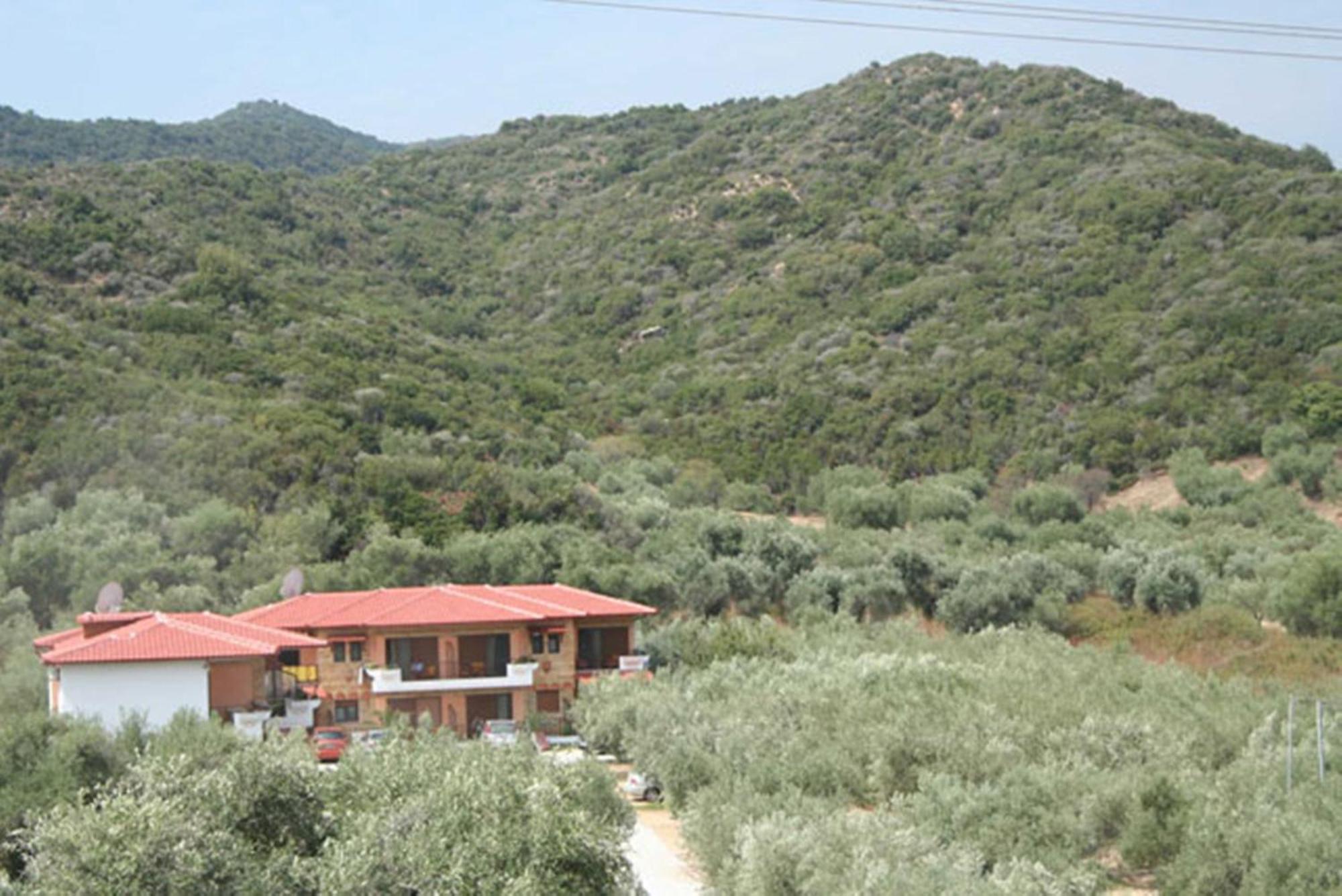 Apartment Alexandros *