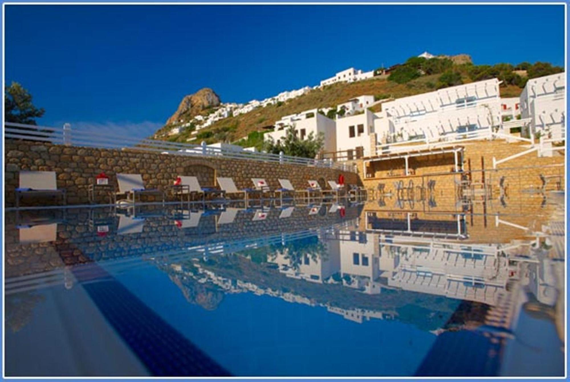 Hotel Perigiali 3*