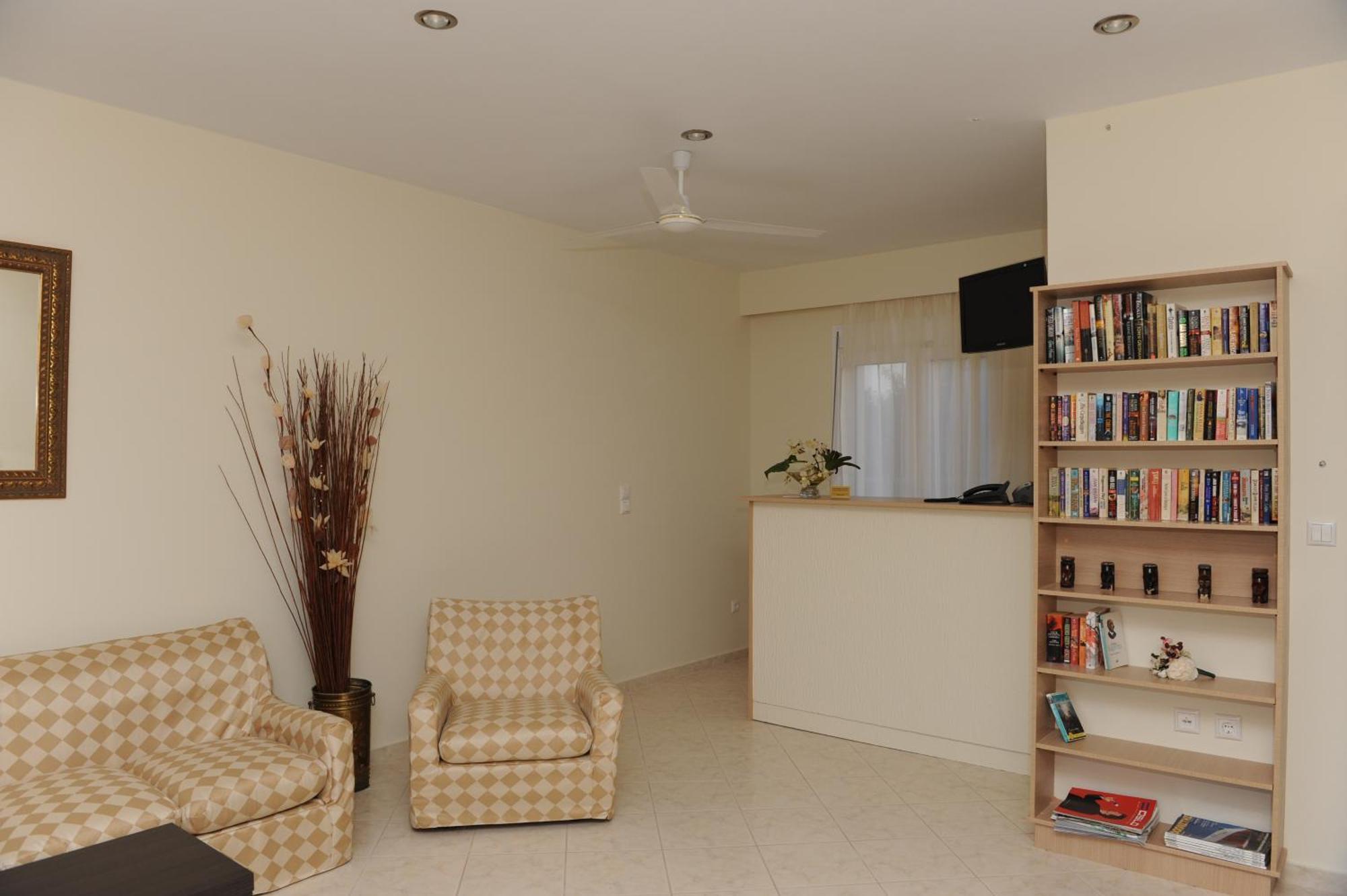 Apartment Yolanda Paralia Agias Foteinis