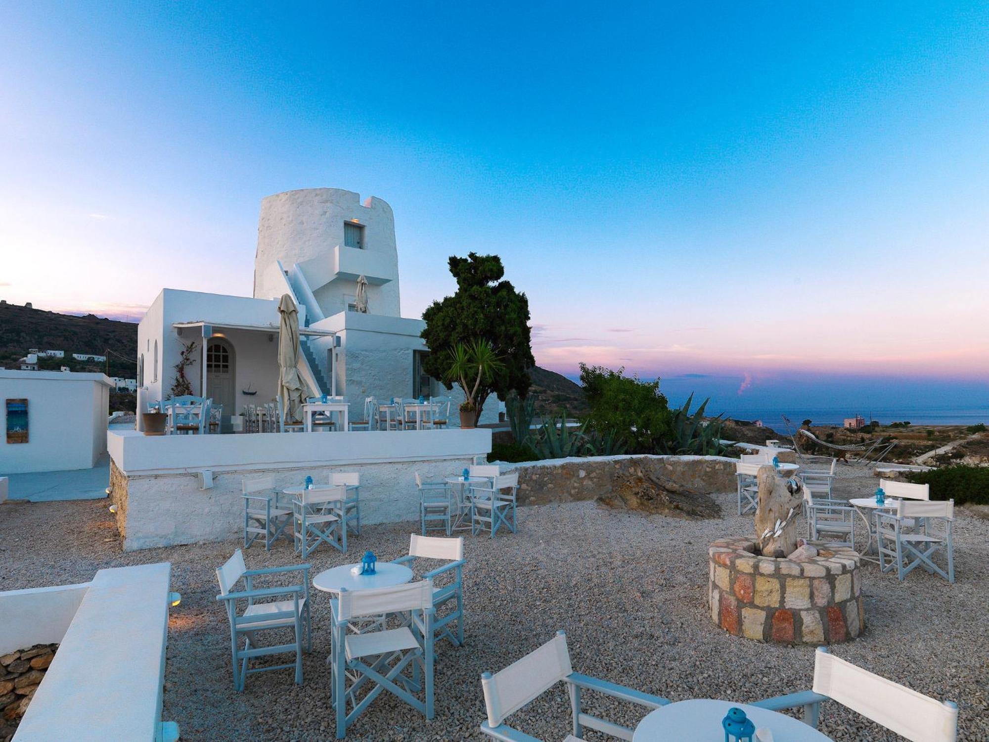 The Windmill 3*