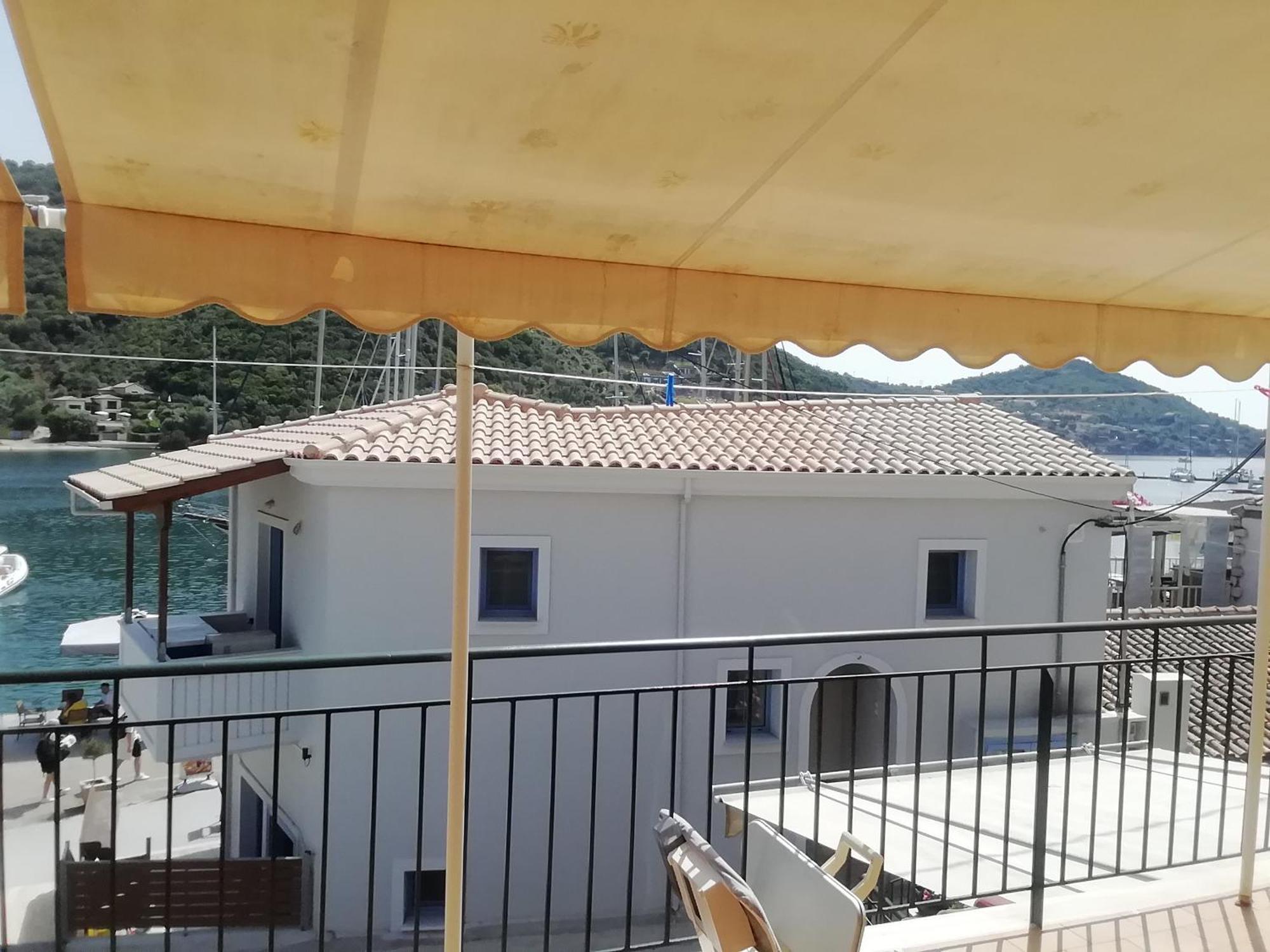 Holiday home Aristoula House