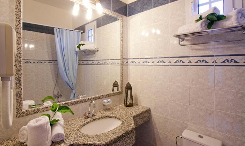 Aparthotel Filoxenia Pefki (Rhodes)