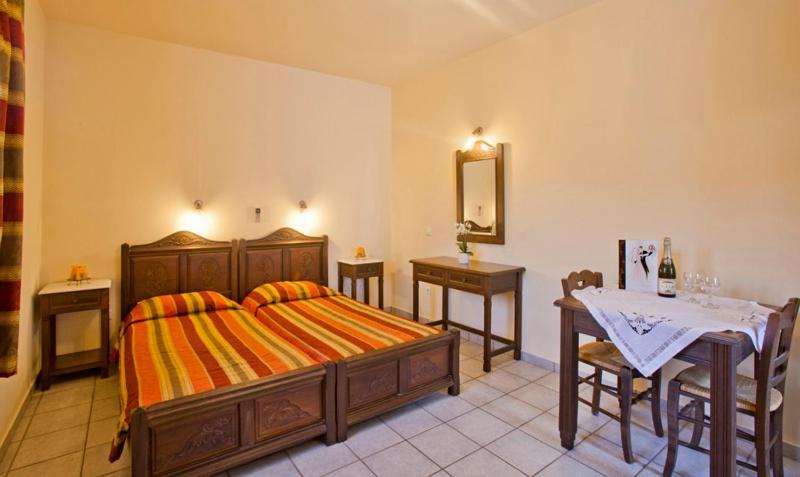 Filoxenia Aparthotel *
