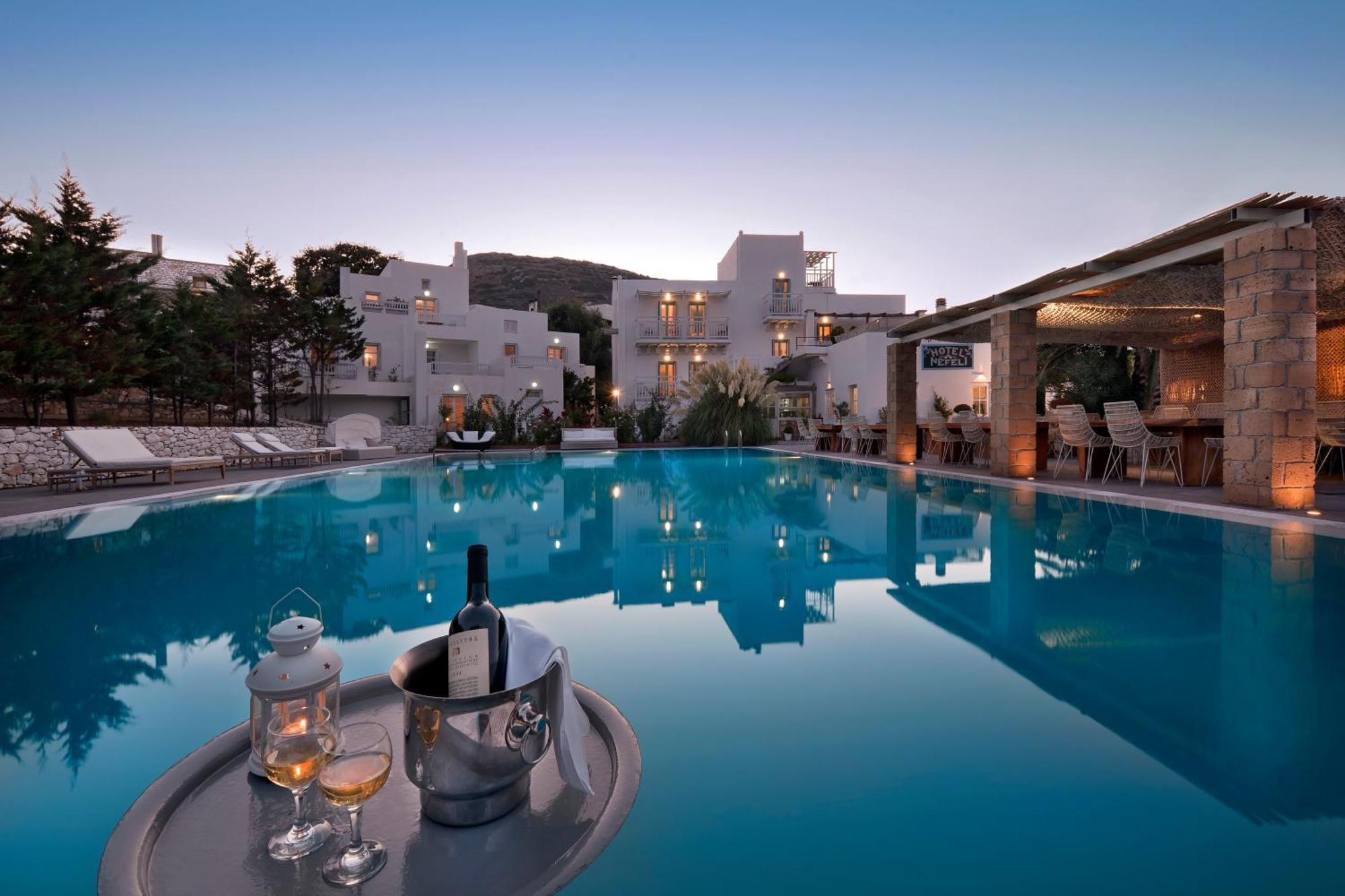 Nefeli Hotel 4*