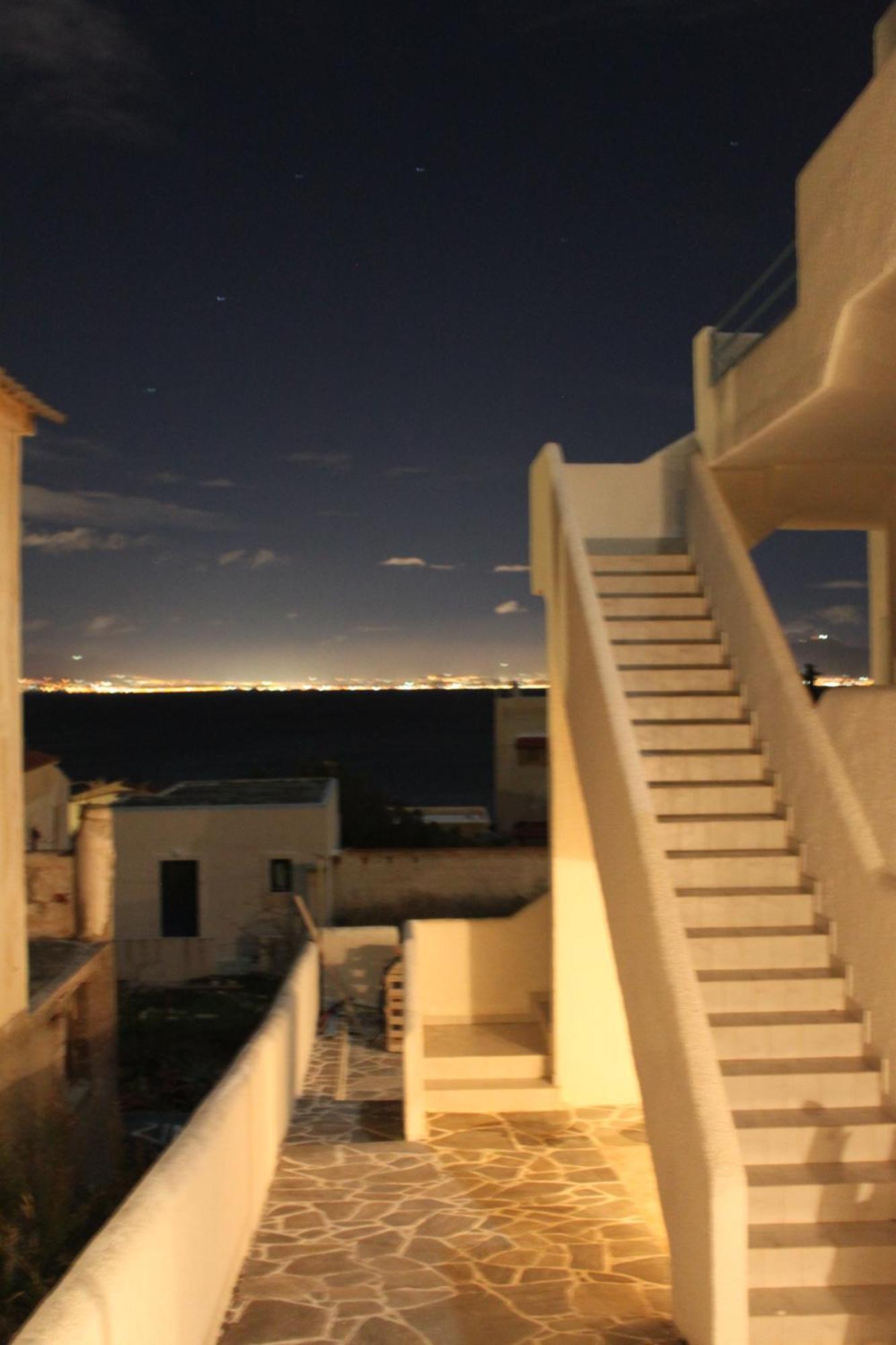 Blue Dolphin Studios And Vagia (Aegina)