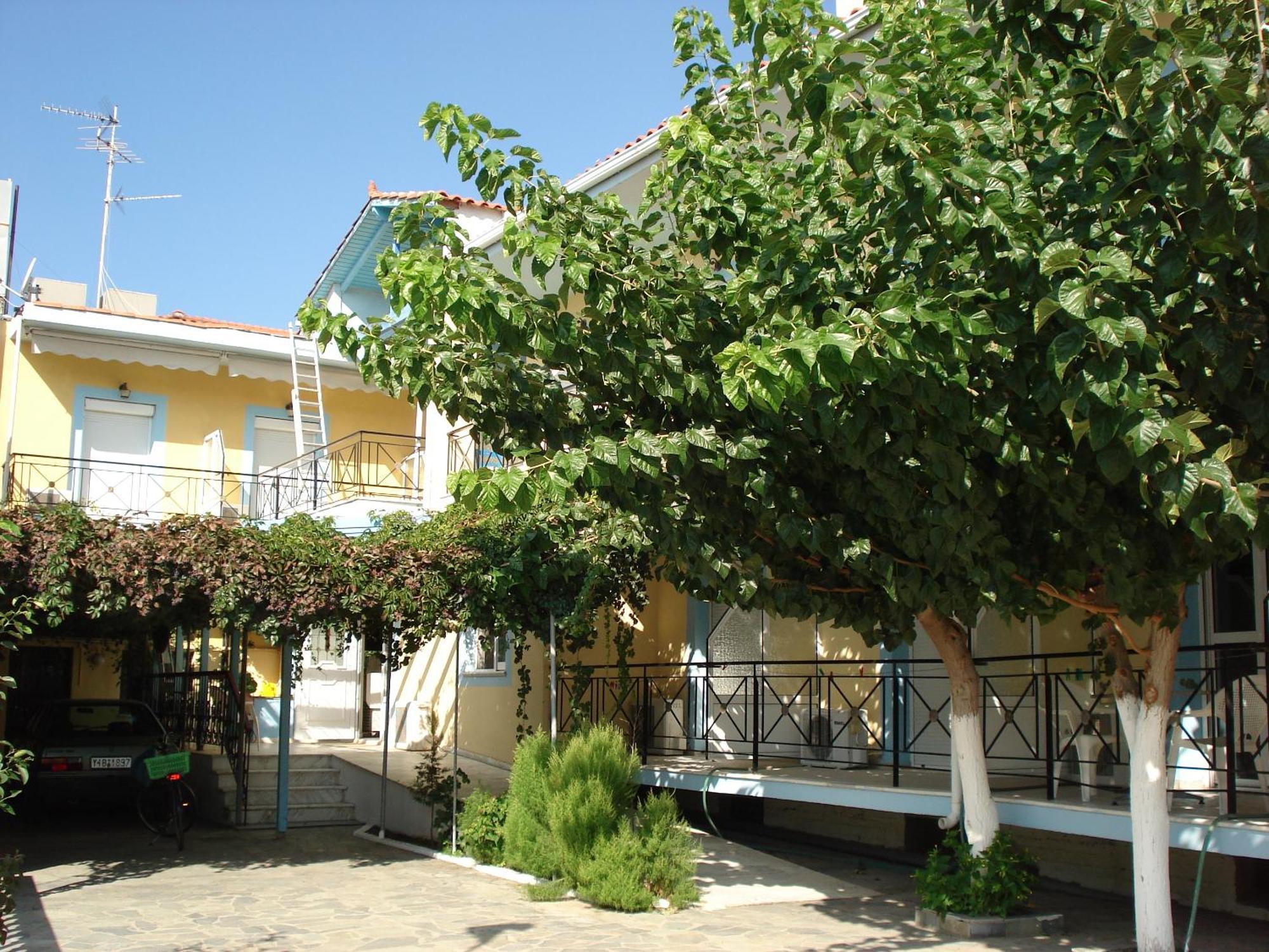 Filoktitis Hotel 2*
