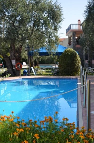 Aparthotel Elia 3*