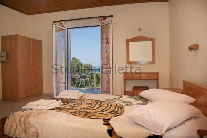 Erietta 3* Svoronata