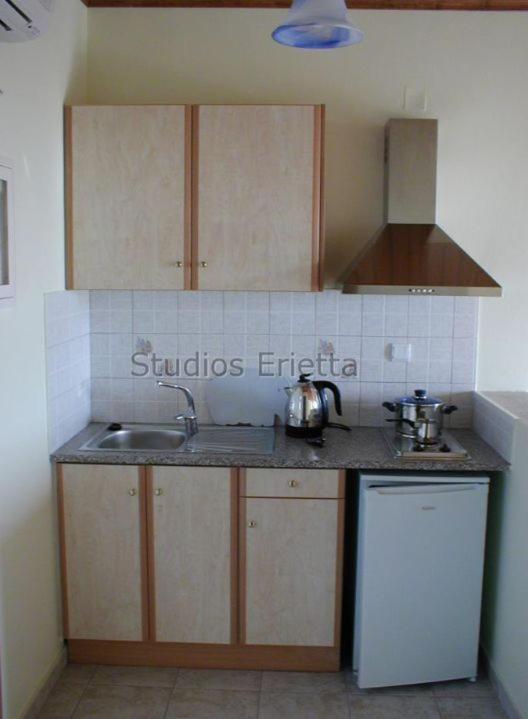 Erietta Aparthotel