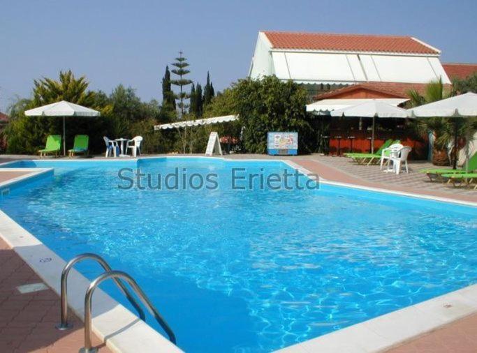 Erietta Aparthotel Svoronata