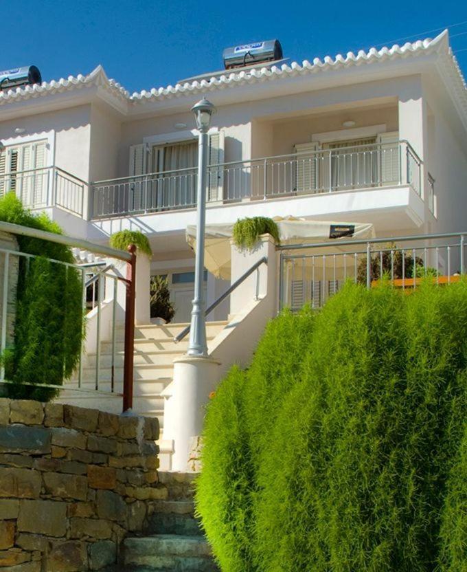 Vereniki Apartment Finikounta