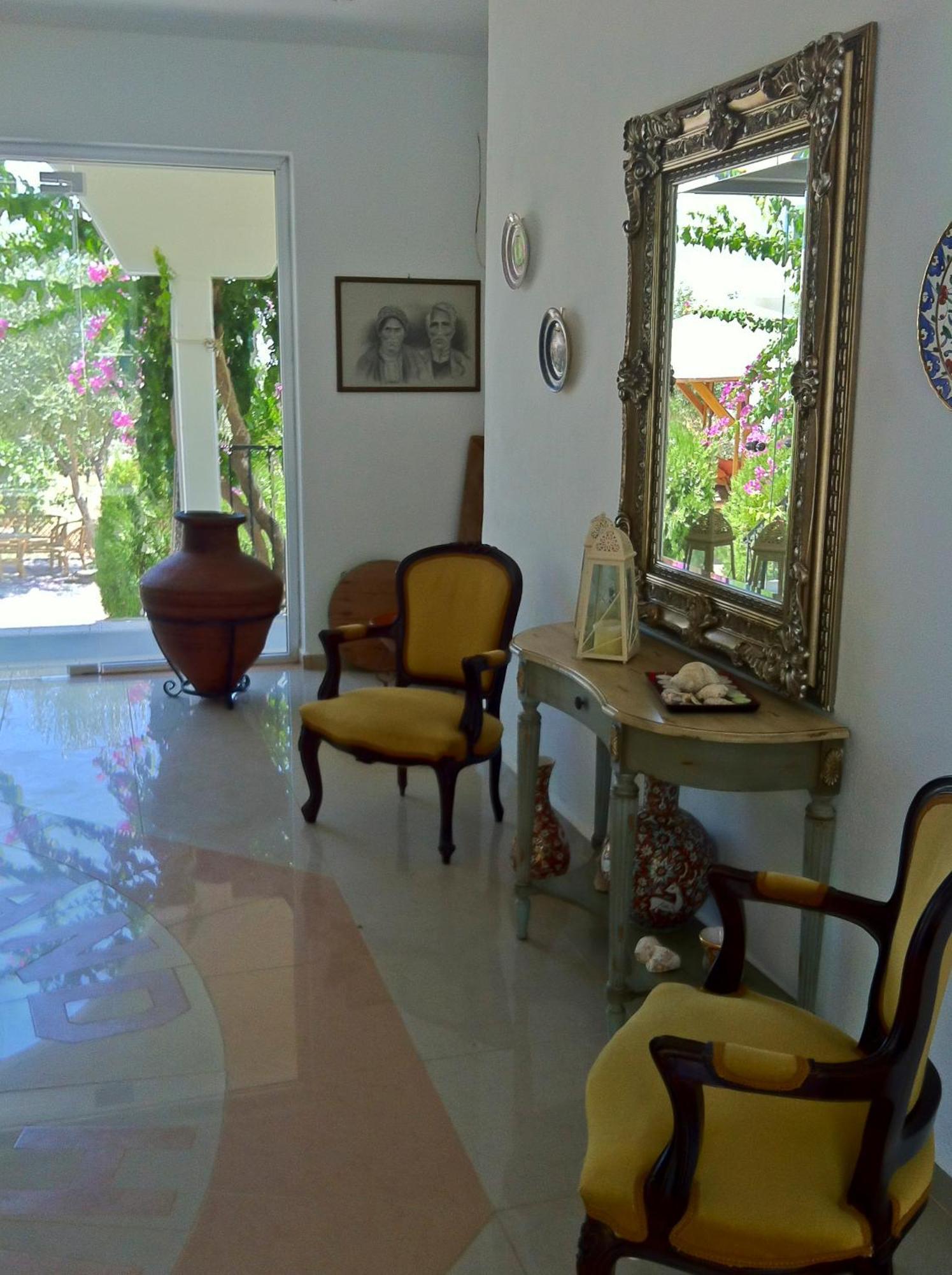 Castellania Livadia (Tilos)